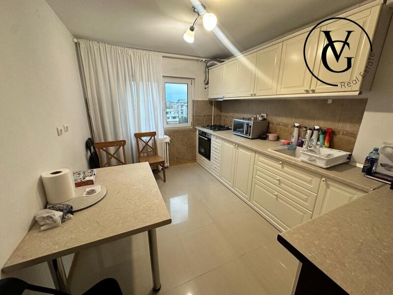 Apartament 3 camere Zona Sebastian | Loc de parcare